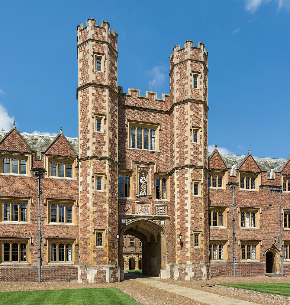 Stone tower and courtyard of St John's College, Cambridge.